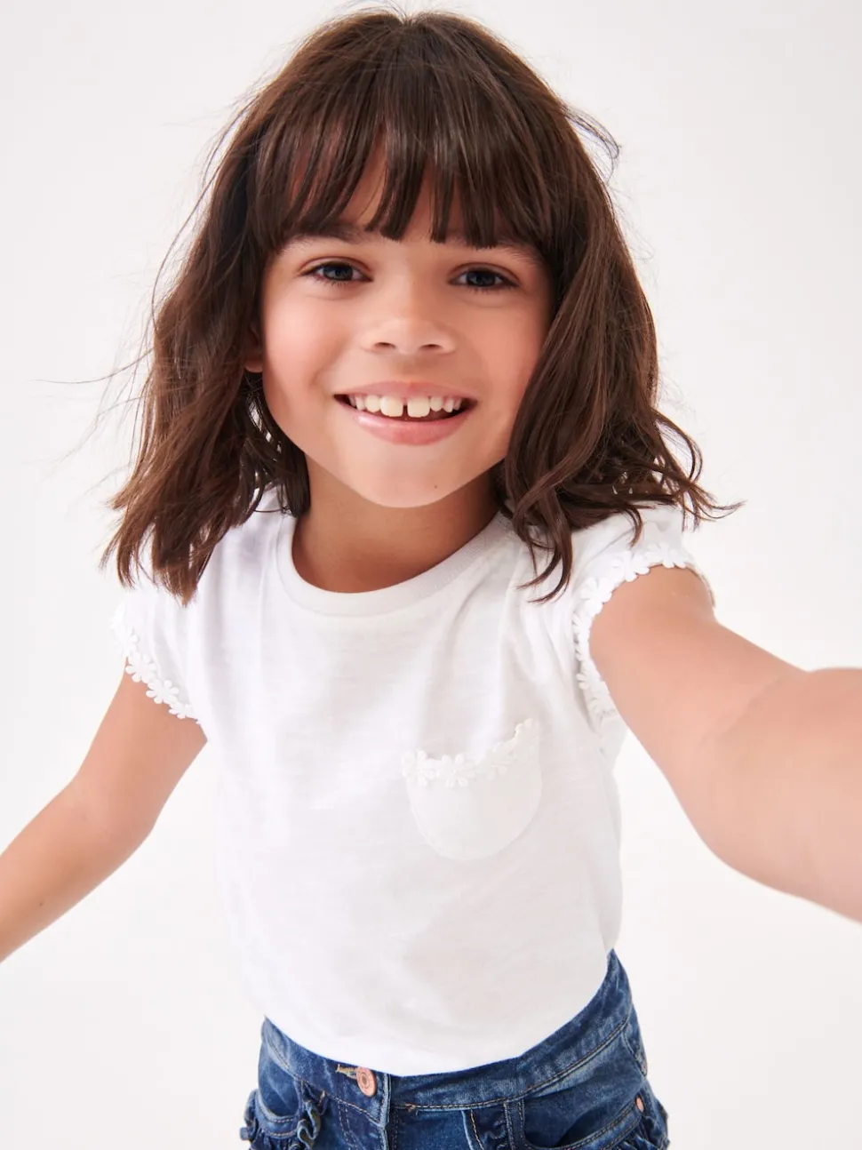White Daisy Pocket T-Shirt (1.5-16yrs)