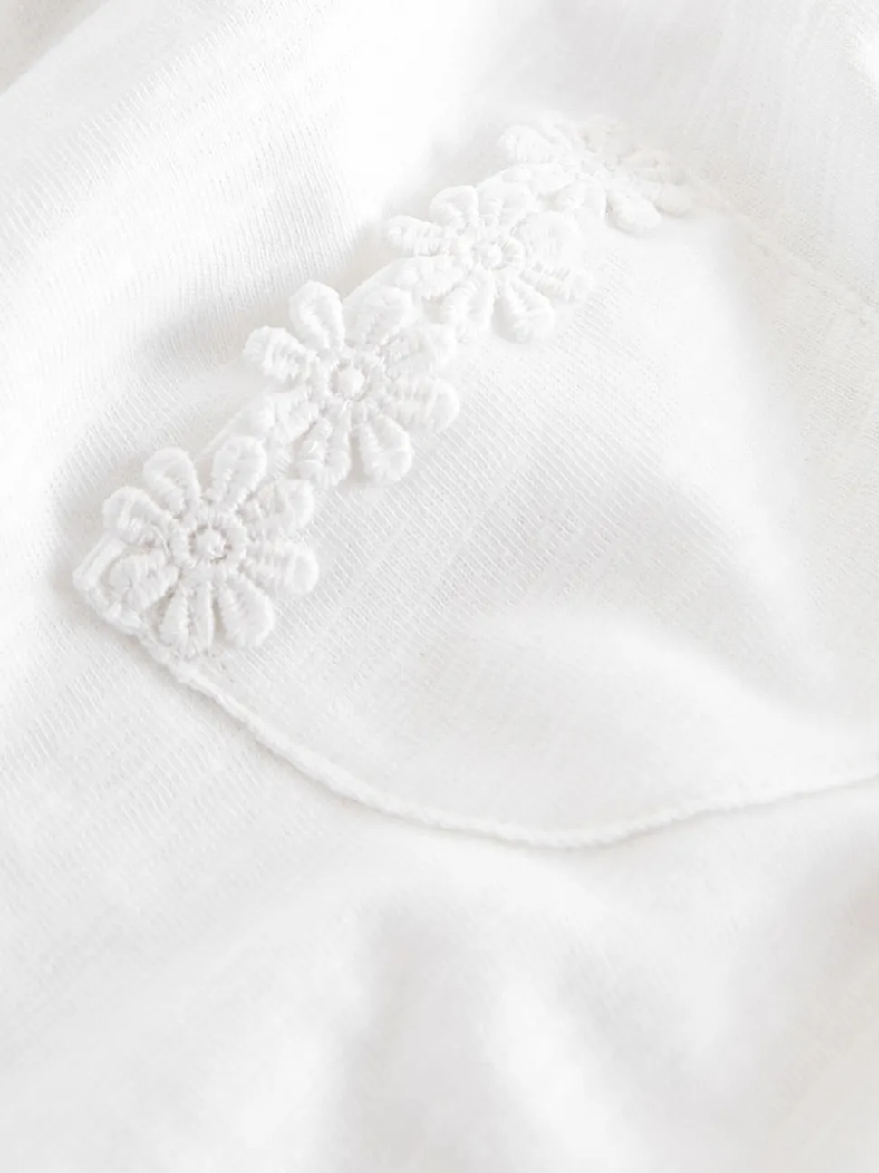 White Daisy Pocket T-Shirt (1.5-16yrs)