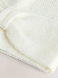 White Knitted Bow Baby Turban Hat (0mths-2yrs)