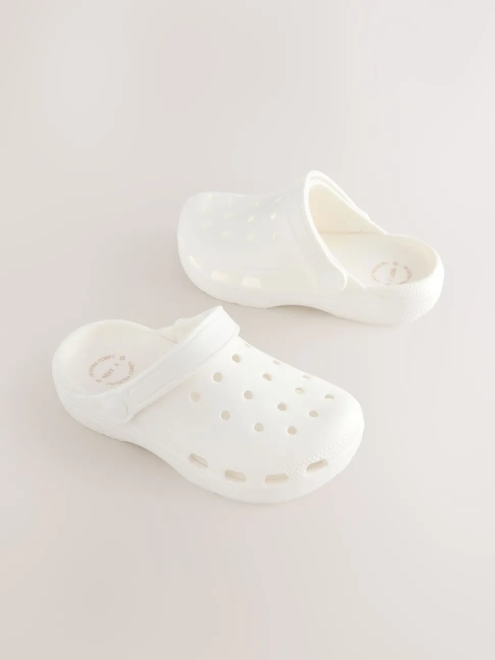 White Standard Fit (F) Comfort Clogs