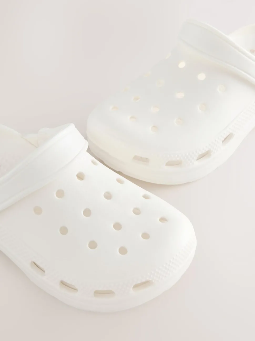 White Standard Fit (F) Comfort Clogs