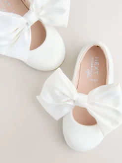 White Wide Fit (G) Bow Satin Flower Occasion Mary Jane Shoes