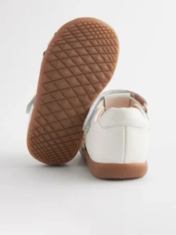 White Wide Fit (G) First Walker Fisherman Shoes
